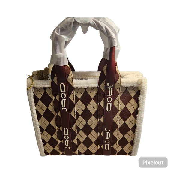 NWOT Red and Cream Tote Bag with strap and purse charm - Picture 4 of 11